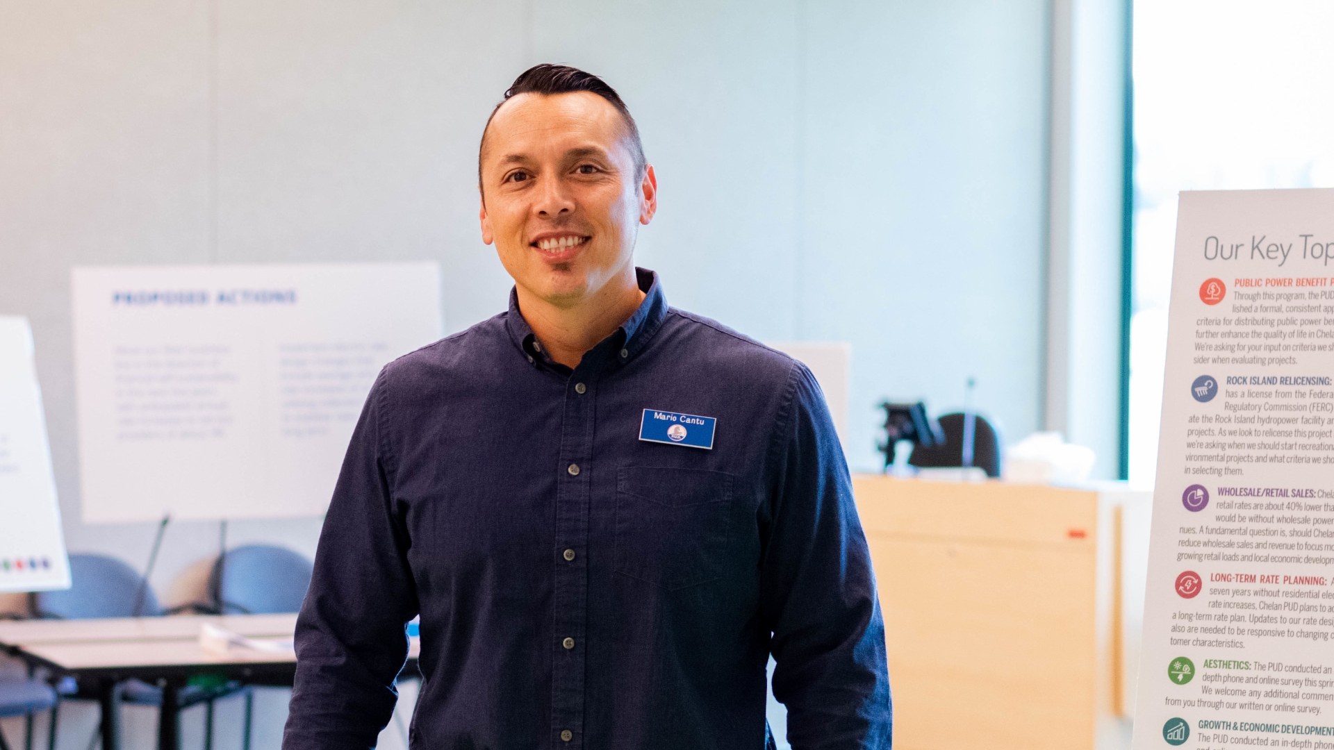 Mario Cantu hosting a PUD event