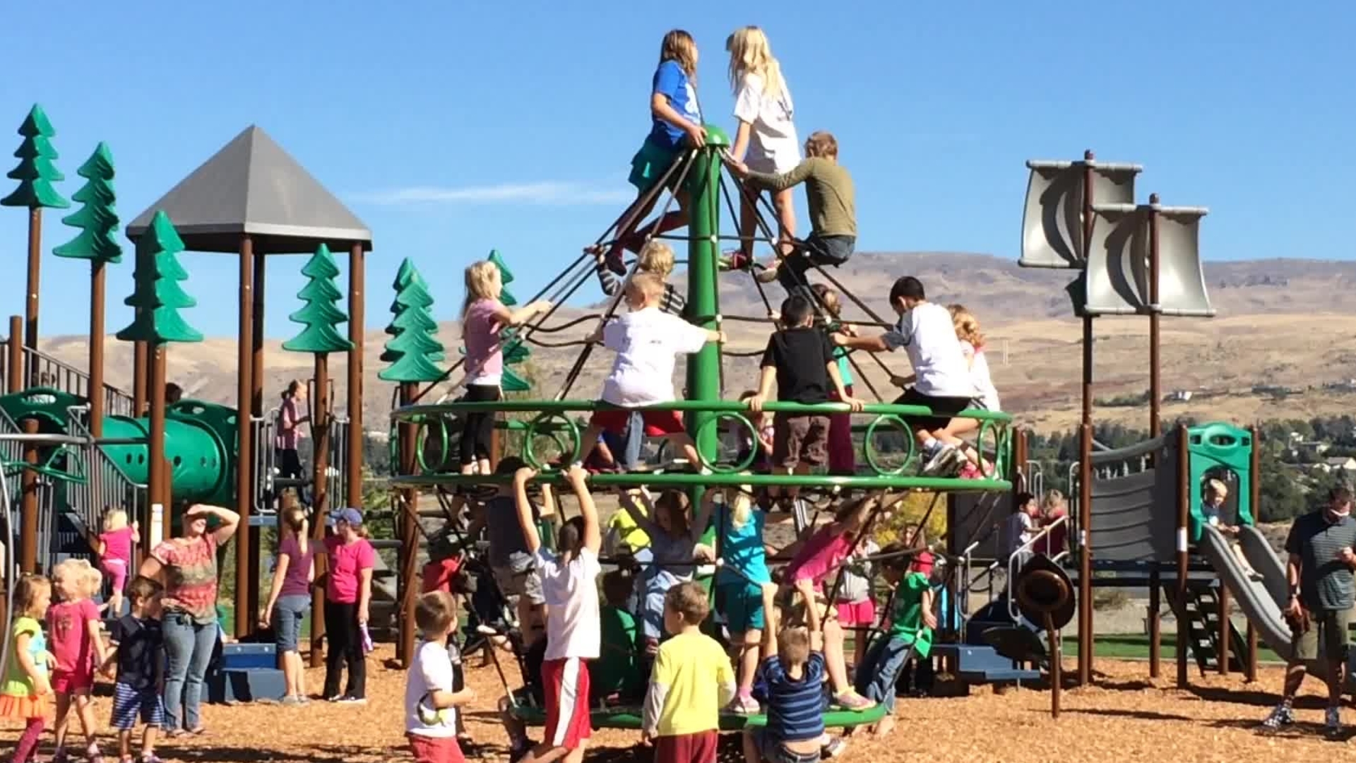kids on the playground at walla walla point part